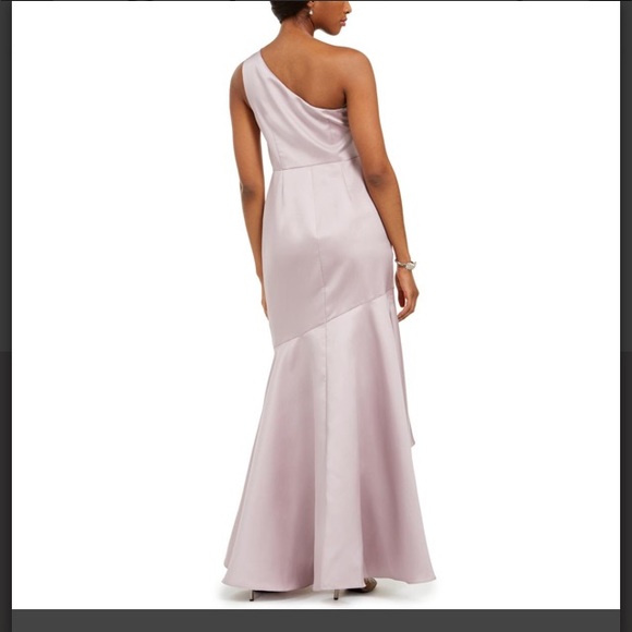 ADRIANNA PAPELL
ONE-SHOULDER RUFFLED EVENING DRESS - Picture 2 of 10